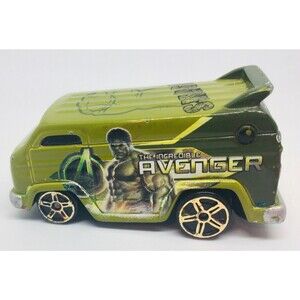 Maisto 2011 Vantasy Van Marvel Hulk Green 11207 Die Cast